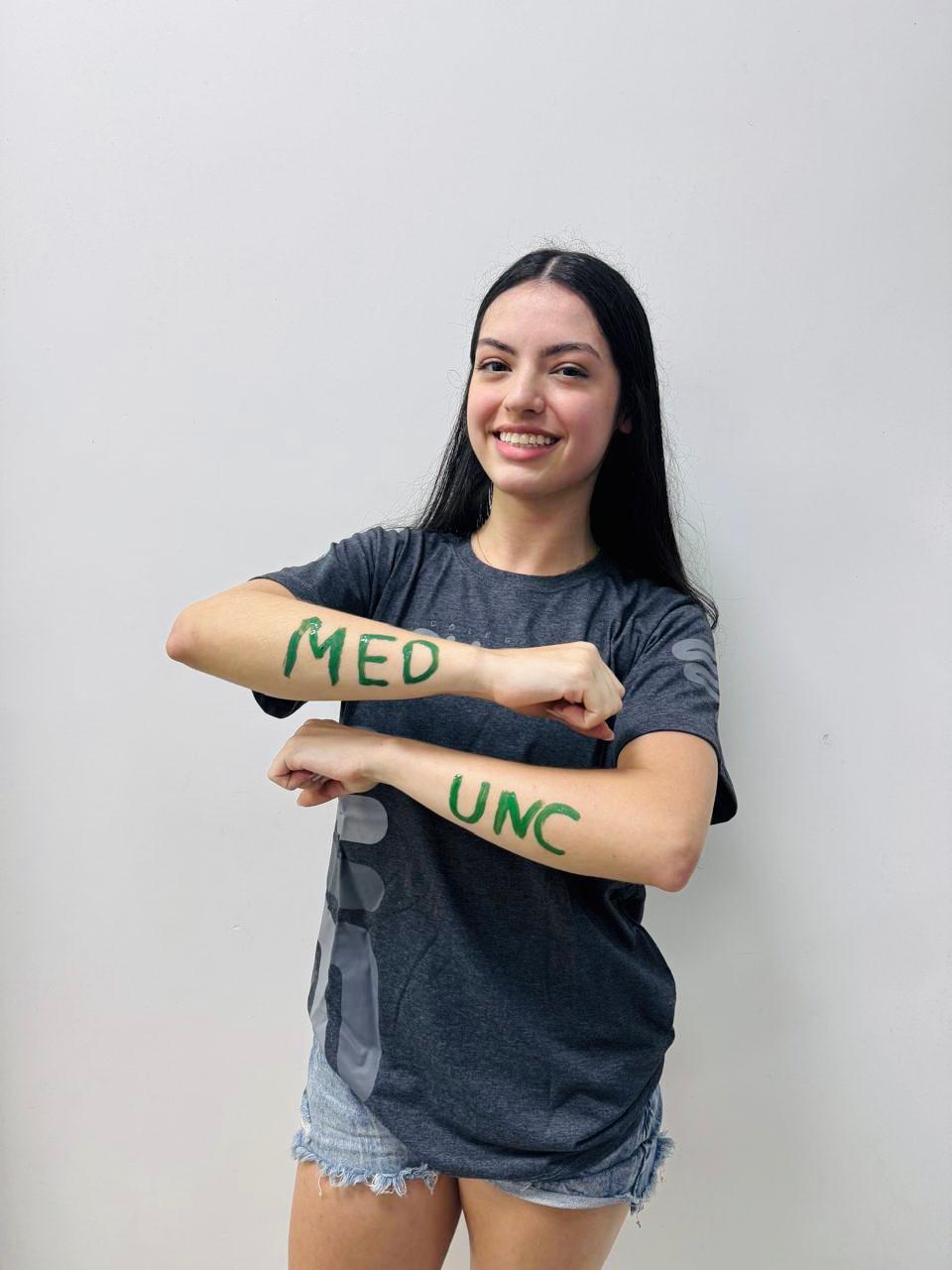 Liah, aprovada em Medicina na UNC