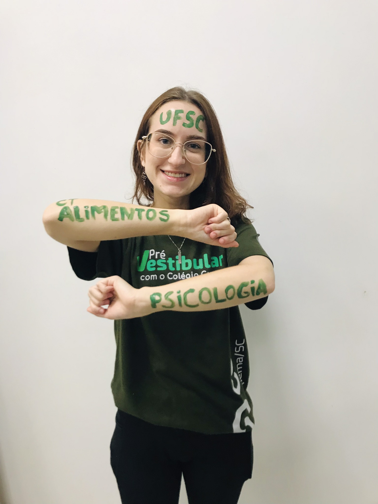 Maisa, aprovada em Ciência e Tecnologia de Alimentos e Psicologia na UFSC
